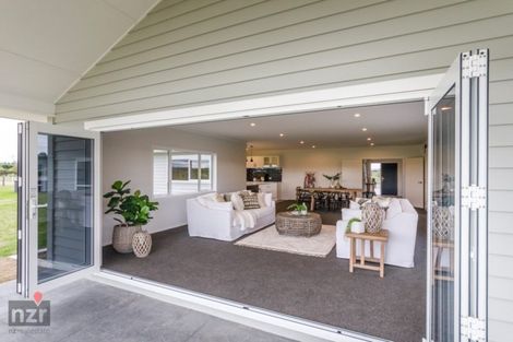 Photo of property in 112 Reid Line West, Feilding, 4777