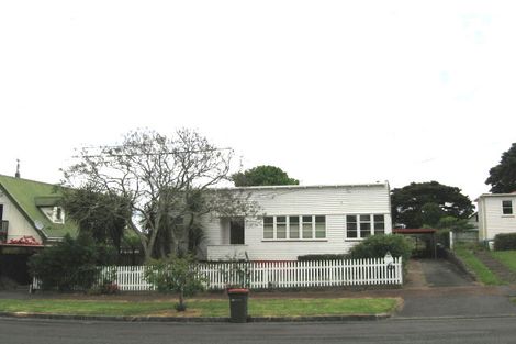 Photo of property in 6 Rama Road, Point Chevalier, Auckland, 1022
