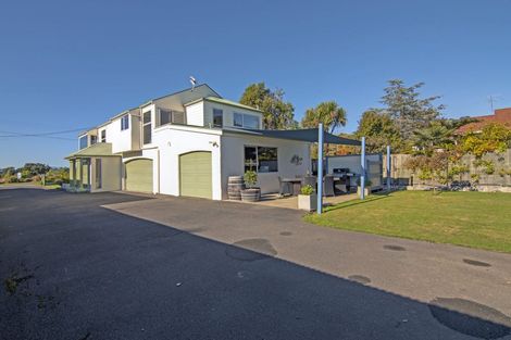 Photo of property in 14 Cliff Road, Tasman, Upper Moutere, 7173