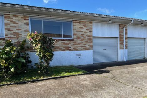Photo of property in 1/71 Royal View Road, Te Atatu South, Auckland, 0610