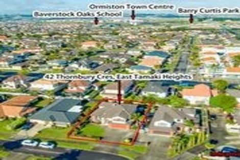 Photo of property in 42 Thornbury Crescent, East Tamaki Heights, Auckland, 2016