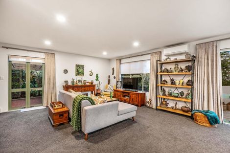 Photo of property in 87 Glengarry Road, Glen Eden, Auckland, 0602