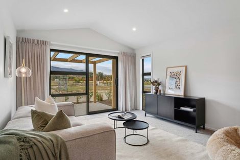 Photo of property in 10 Booth Drive, Cromwell, 9310