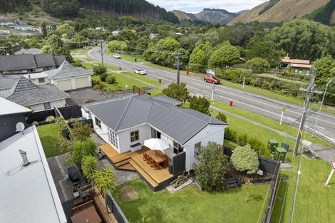 Photo of property in 41 Elizabeth Street, Waikanae, 5036