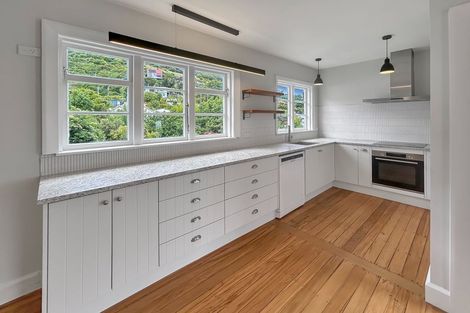 Photo of property in 78 Saint Davids Street, Lyttelton, 8082