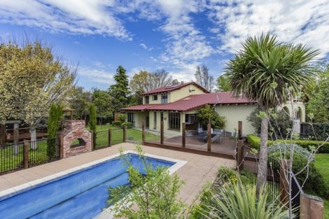 Photo of property in 10 Burnett Street, Oxford, 7430