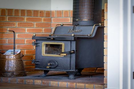 Photo of property in 4 Victoria Street, Glentunnel, Coalgate, 7673