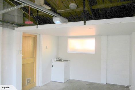 Photo of property in 1/5 Milnebank Street, Upper Riccarton, Christchurch, 8041