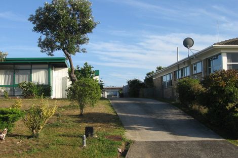 Photo of property in 10 Marcel Place, Glenfield, Auckland, 0629