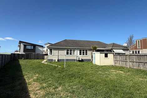 Photo of property in 14 Broadbent Street, Riccarton, Christchurch, 8041