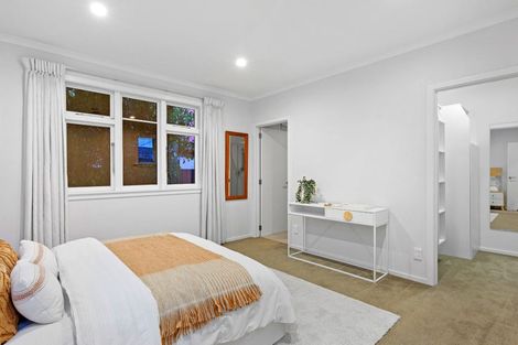 Photo of property in 221 Weston Road, St Albans, Christchurch, 8052