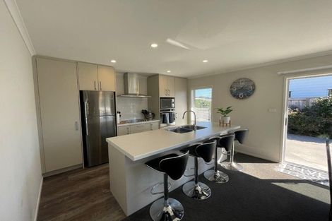 Photo of property in 25 Oka Street, Papamoa Beach, Papamoa, 3118