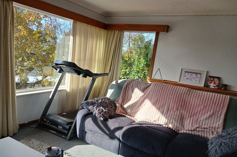 Photo of property in 552 East Coast Road, Windsor Park, Auckland, 0630