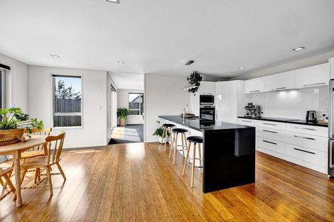 Photo of property in 7 Reremoana Close, Hawera, 4610