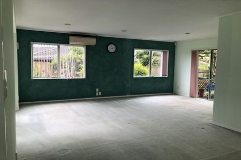 Photo of property in 6 Waylen Place, Burswood, Auckland, 2013