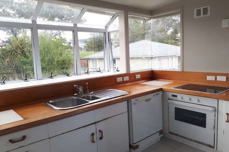 Photo of property in 11 Preston Avenue, Henderson, Auckland, 0610
