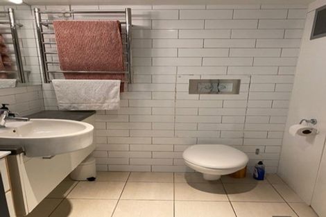 Photo of property in The Capital, 7/370 Oriental Parade, Oriental Bay, Wellington, 6011