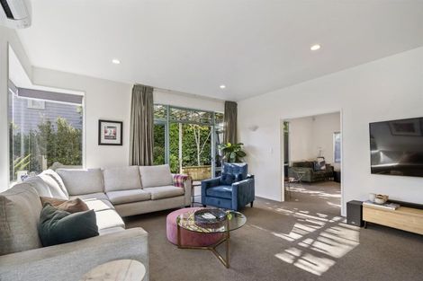Photo of property in 2/110 Aberdeen Road, Campbells Bay, Auckland, 0620