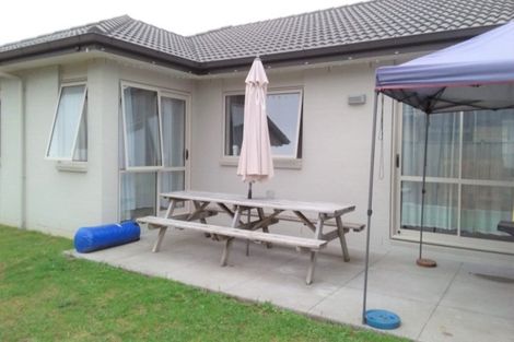 Photo of property in 5 Strathaven Road, Wattle Downs, Auckland, 2103