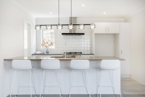 Photo of property in 27 Farnworth Terrace, Churton Park, Wellington, 6037