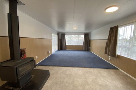 Photo of property in 17 Kirkcaldy Crescent, Flaxmere, Hastings, 4120