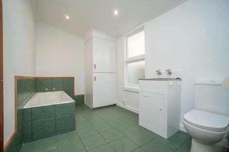 Photo of property in 21 Alfred Street, Roslyn, Palmerston North, 4414