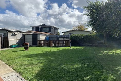 Photo of property in 11 Hilton Grove, Kelvin Grove, Palmerston North, 4414