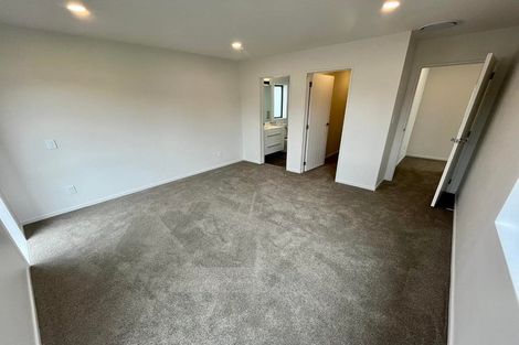 Photo of property in 20 Lockyer Road, Kumeu, 0810