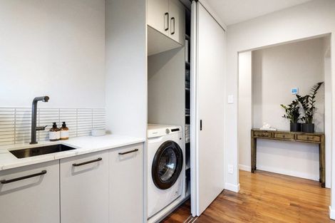 Photo of property in 52 Wiseley Road, Hobsonville, Auckland, 0618