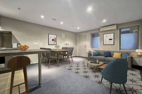 Photo of property in 2/35 Home Street, Mount Victoria, Wellington, 6011