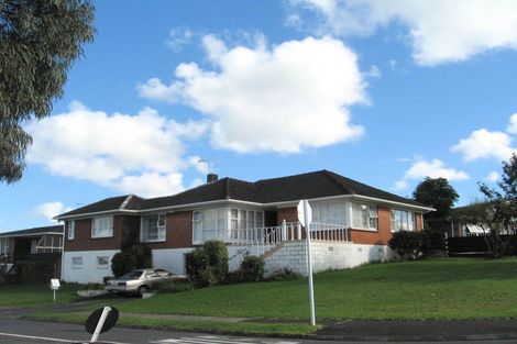 Photo of property in 1 Alton Terrace, Pakuranga Heights, Auckland, 2010