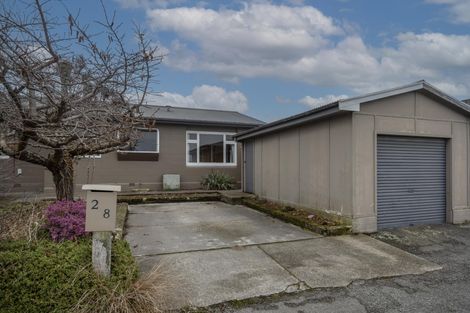Photo of property in 28 Awamoa Road, Holmes Hill, Oamaru, 9401