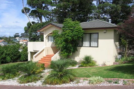 Photo of property in 28 Lorikeet Place, Unsworth Heights, Auckland, 0632