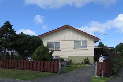 Photo of property in 13 Penfold Place, Henderson, Auckland, 0610