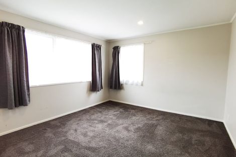Photo of property in 363 Bucklands Beach Road, Bucklands Beach, Auckland, 2012