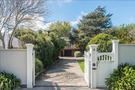 Photo of property in 18 Middleton Road, Johnsonville, Wellington, 6037