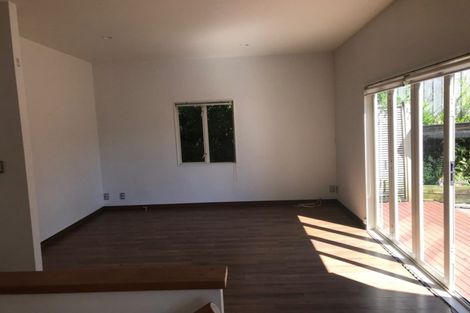 Photo of property in 2/879 East Coast Road, Northcross, Auckland, 0632