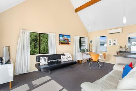 Photo of property in 11a Opal Drive, Papamoa Beach, Papamoa, 3118