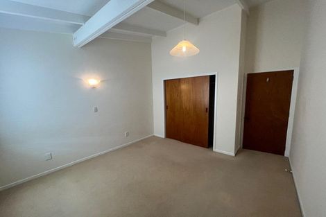 Photo of property in 2/40 Bodi Place, Te Atatu South, Auckland, 0610