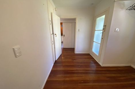 Photo of property in 10 Ribblesdale Road, Henderson, Auckland, 0612