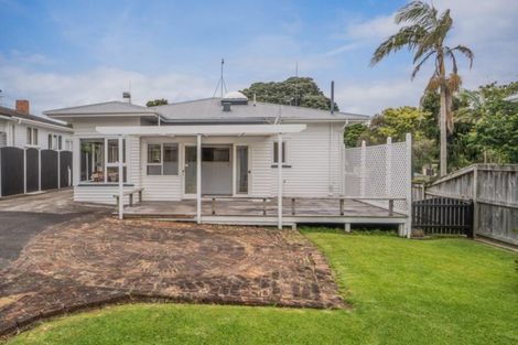 Photo of property in 54 Moana Avenue, Onehunga, Auckland, 1061