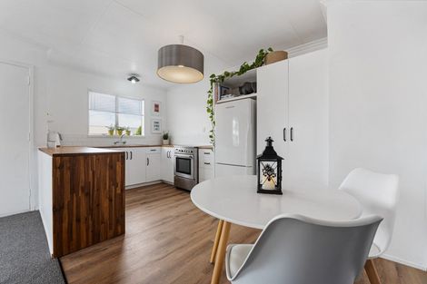 Photo of property in 1/18 Herekawe Drive, Spotswood, New Plymouth, 4310