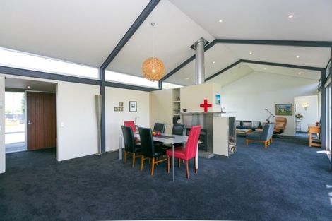 Photo of property in 129 Richmond Road, Brixton, New Plymouth, 4373