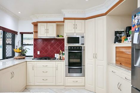 Photo of property in 5 Coulston Place, Riverdale, Gisborne, 4010