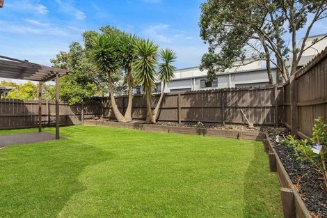 Photo of property in 17 Derg Place, East Tamaki, Auckland, 2013