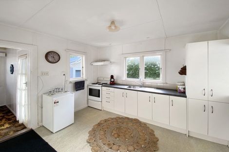 Photo of property in 11 Trafalgar Street, Dannevirke, 4930