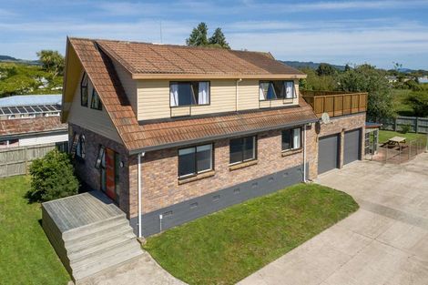 Photo of property in 50c Robinson Avenue, Holdens Bay, Rotorua, 3010