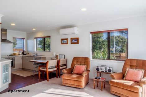 Photo of property in 2 Ohuirehe Road, Coastlands, Whakatane, 3120