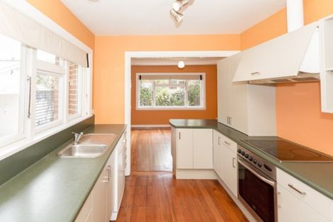 Photo of property in 22 Centaurus Road, Cashmere, Christchurch, 8022