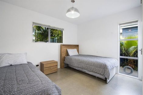 Photo of property in 17 Surfers Avenue, Waihi Beach, 3611